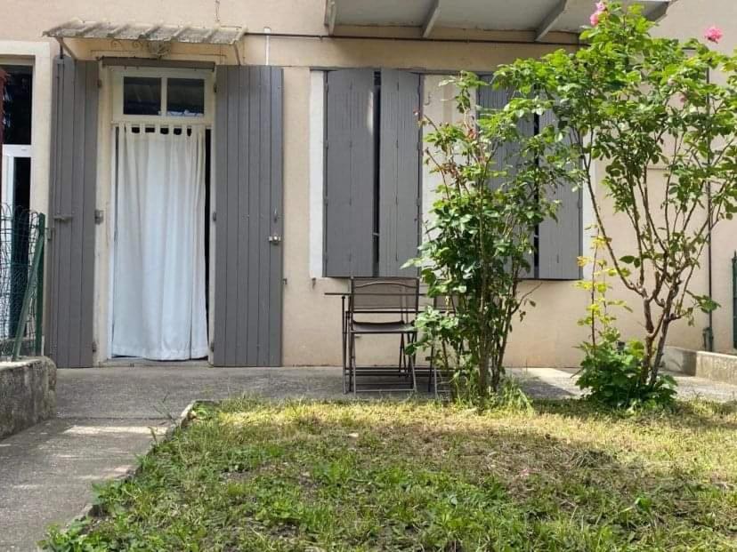 Appartamento Les Palmiers Millau Esterno foto
